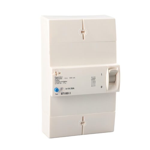 Differential circuit breaker